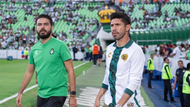 Oribe Peralta de Santos durante el partido Santos vs Pumas UNAM , correspondiente a la Jornada 07 del Torneo Apertura 2023 